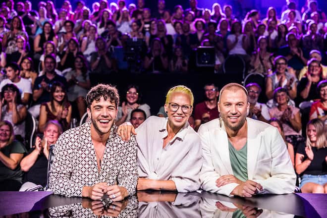 Stadt Land Talent Sendung aus dem Le Théâtre Emmen Die Scouts: Luca Hänni, Stefanie Heinzmann und Jonny Fischer Copyright: SRF/Mirco Rederlechner