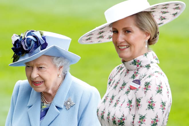 Queen Elizabeth II. mit ihrer Schwiegertochter Sophie von Wessex