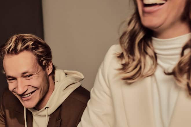 Jasmine Flury und Marco Odermatt fotografiert an der Swiss Ski Werbewoche in Dübendorf für SI SKI 2023