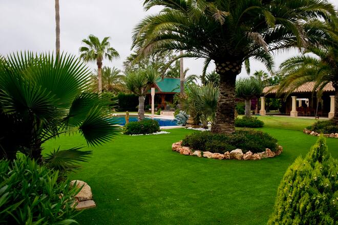 Rolf Knie auf seinem Anwesen in Santa Ponça.