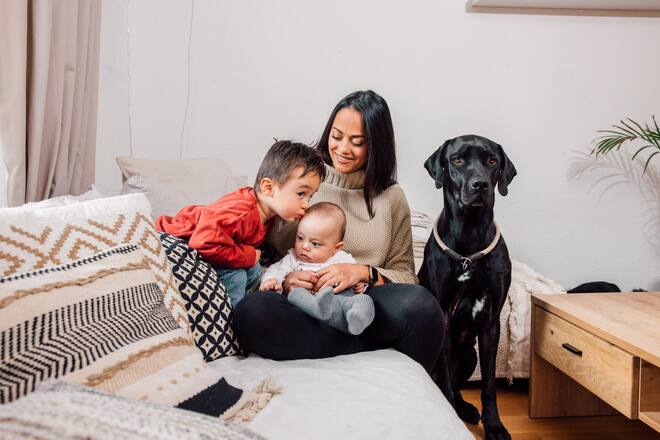 Alina Buchschacher, Ex Miss Schweiz, Homestory, Vater Fabien Papini, Sohn Noah und Baby Neal, SI 05/2022,