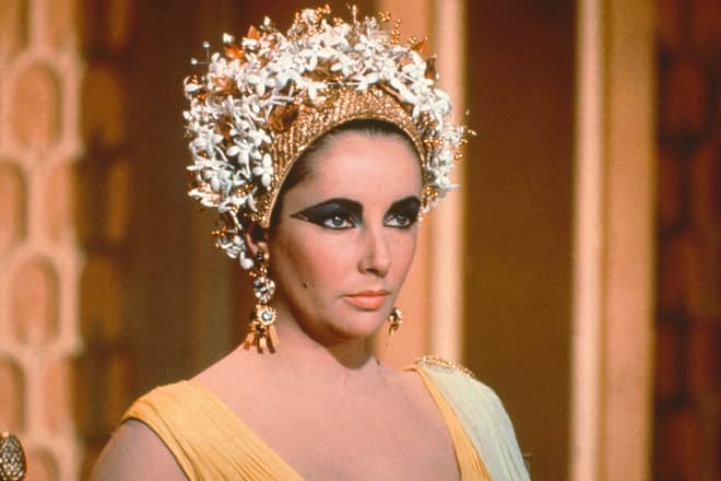 Elizabeth Taylor (1932-2011), British actress, in costume with gold jewellery in a publicity still issued for the film, 'Cleopatra', 1963. The historical drama, directed by Joseph L. Mankiewicz (1909Â1993), starred Taylor as 'Cleopatra'. (Photo by Silver Screen Collection/Getty Images)
