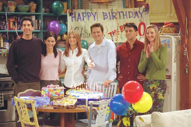 Film Stills from Friends Episode: The One Where They All Turn 30 David Schwimmer, Courteney Cox Arquette , Jennifer Aniston, MatThew Perry, Matt LeBlanc, Lisa Kudrow 02-08-2001 Season 7 2001 Warner / NBC PUBLICATIONxINxGERxSUIxAUTxONLY 308471089