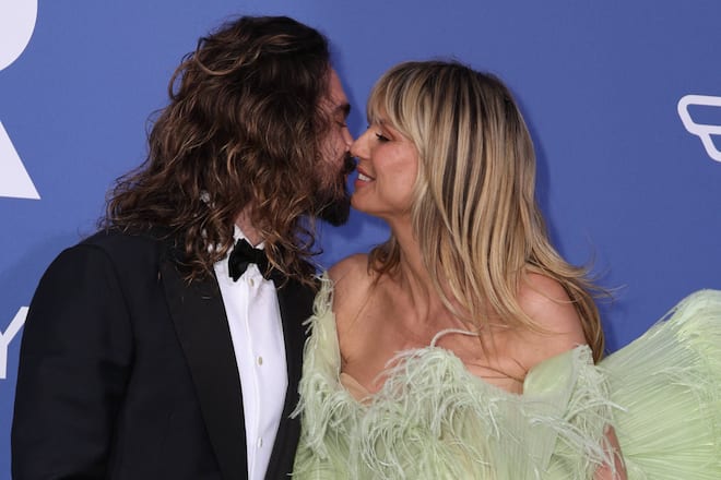 amfAR Cannes Gala - Antibes Tom Kaulitz and Heidi Klum attend the amfAR Cannes Gala 2023 at Hotel du Cap-Eden-Roc on May 25, 2023 in Cap d Antibes, France. Photo by Shootpix/ABACAPRESS.COM Antibes France PUBLICATIONxNOTxINxFRAxSPAxUKxUSAxBELxPOL Copyright: xShootpix/ABACAx 854659_537 Shootpix/ABACAx 854659_537
