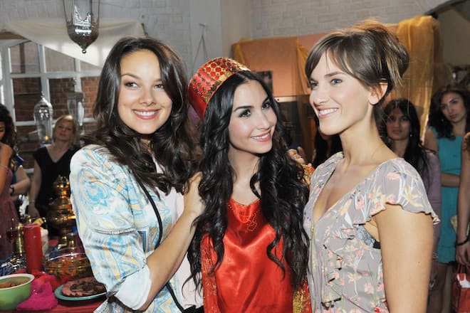 Folge 5041 GZSZ Gute Zeiten schlechte Zeiten Ayla Philip Hochzeit Sila Sahin Jörn Schlönvoigt