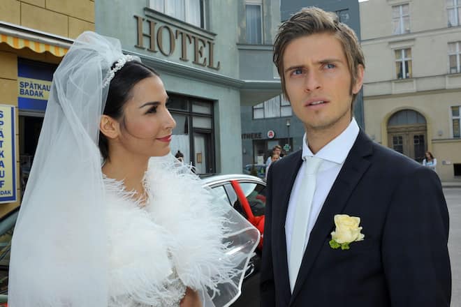 Folge 5044 GZSZ Gute Zeiten schlechte Zeiten Ayla Philip Hochzeit Sila Sahin Jörn Schlönvoigt