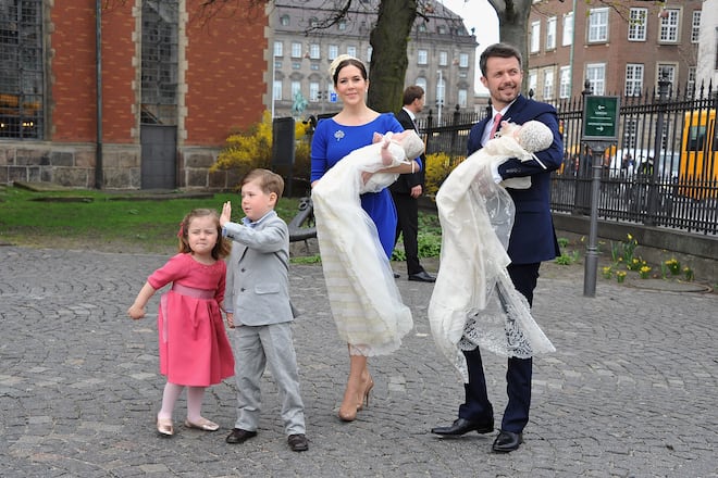 Taufe Kronprinzessin Mary Kronzprinz Frederik Prinz Vincent und Prinzessin Josepine