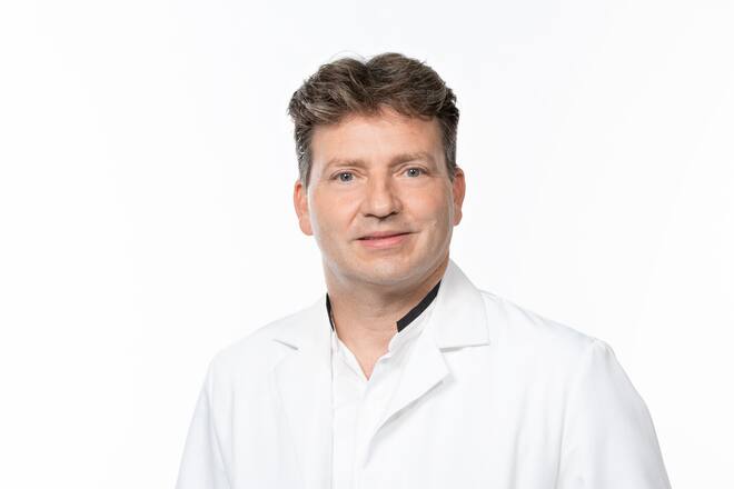 Prof. Dr. med. David Goldblum, Facharzt FMH für Augenheilkunde, spez. Ophthalmochirurgie und chief medical officer (CMO) der Pallas Kliniken.