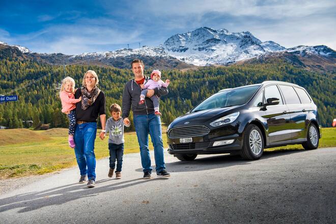 Eleganter Begleiter: Mit dem Ford Galaxy fuhr FamilieWiederkehr ins Engadin und verbrachte unbeschwerte Tage.
