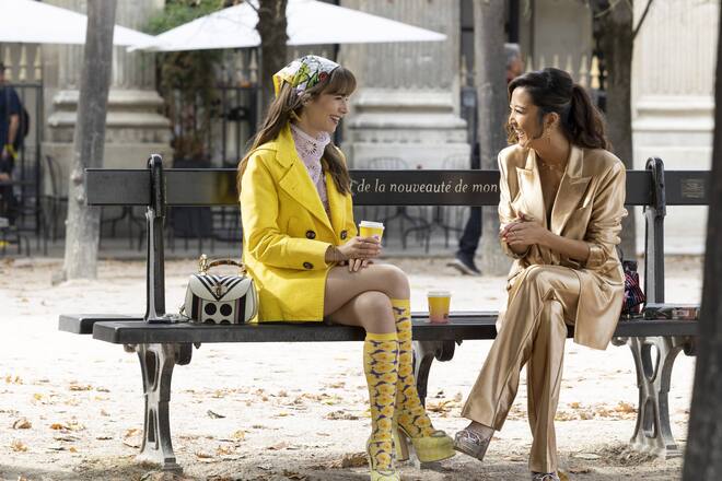 RECORD DATE NOT STATED EMILY IN PARIS, from left: Lily Collins, Ashley Park, Love Is in the Air , Season 3, ep. 309, aired Dec. 21, 2022. photo: Marie Etchegoyen / Netflix / Courtesy Everett Collection PUBLICATIONxINxGERxSUIxAUTxONLY