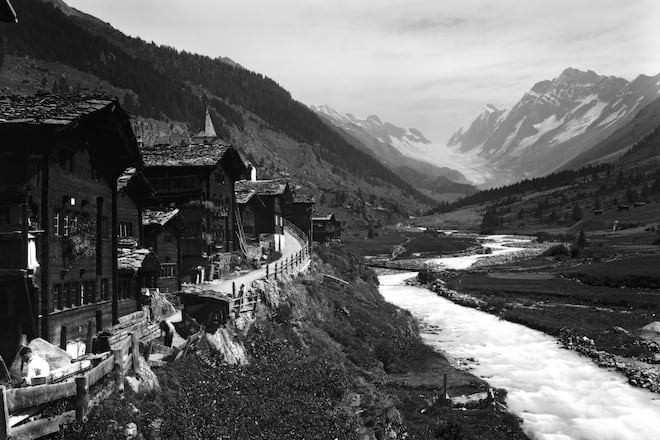 Die Lötschentaler lebten während Jahrhunderten von bäuerlicher Wirtschaft: Blatten um 1930.