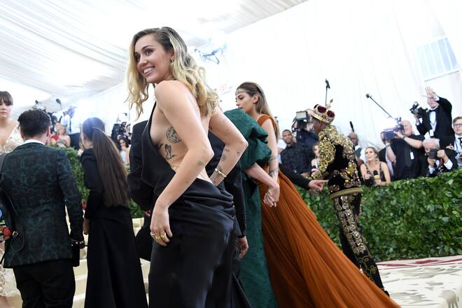 Miley Cyrus' crazy Outfits