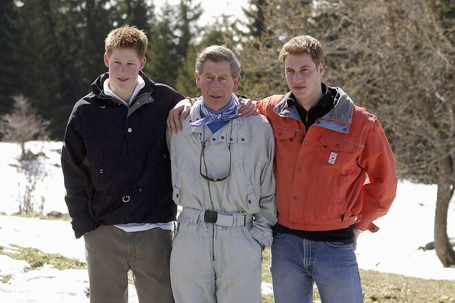 Prinz Harry, King Charles III. und Prinz William in den Skiferien in Klosters.