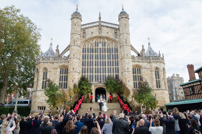 WINDSOR, ENGLAND - OCTOBER 12: Princess Eugenie of York and Jack Brooksbank leave St George's Chapel in Windsor Castle following their wedding at St. George's Chapel on October 12, 2018 in Windsor, England. (Photo by Pool/Samir Hussein/WireImage)