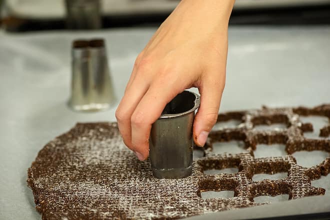 UBS Helpetica Aktion in der Bäckerei Stiftung Züriwerk mit UBS MitarbeiterInnen, 20. Oktober 2025, Wallisellen