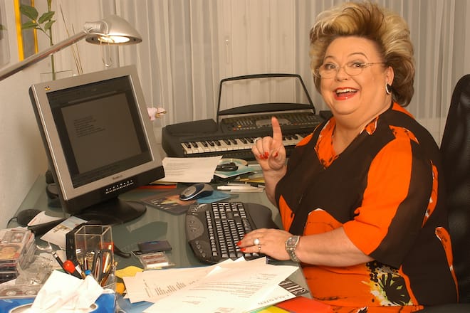 2005 Look-Book Nella Martinetti