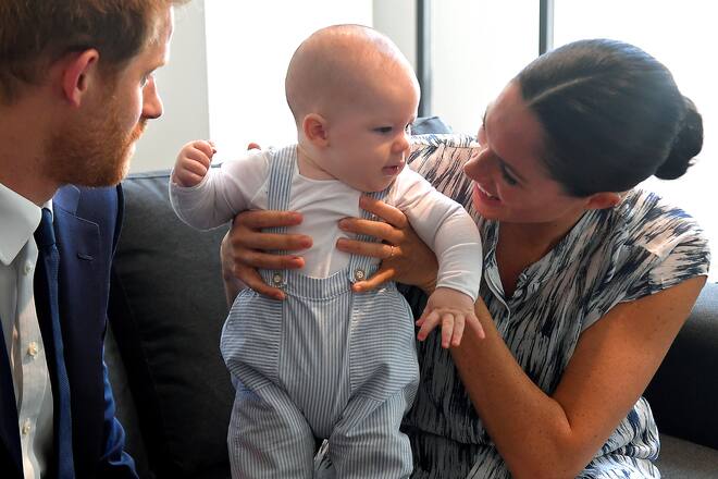 CAPE TOWN, SOUTH AFRICA - SEPTEMBER 25: Prince Harry, Duke of Sussex, Meghan, Duchess of Sussex and their baby son Archie Mountbatten-Windsor meet Archbishop Desmond Tutu at the Desmond & Leah Tutu Legacy Foundation during their royal tour of South Africa on September 25, 2019 in Cape Town, South Africa. (Photo by Toby Melville - Pool/Getty Images)