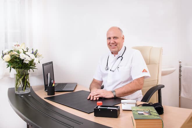 Hubert Nanzer, Naturheiltherapeut