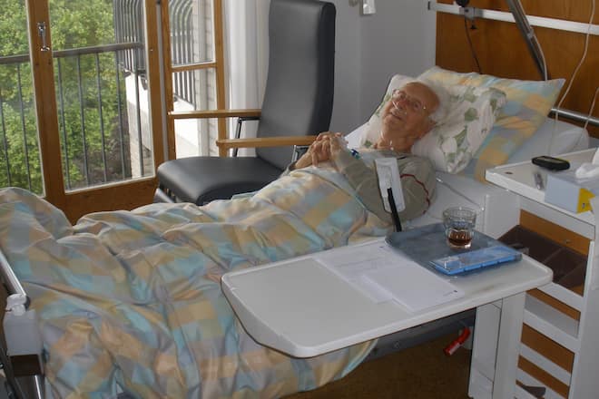 Walter Roderer im Spital