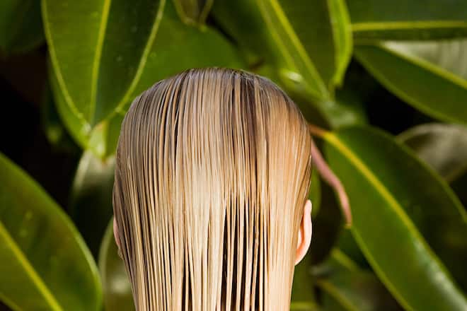 Strohige Haare Pflegetipps und Produkte aus der Natur