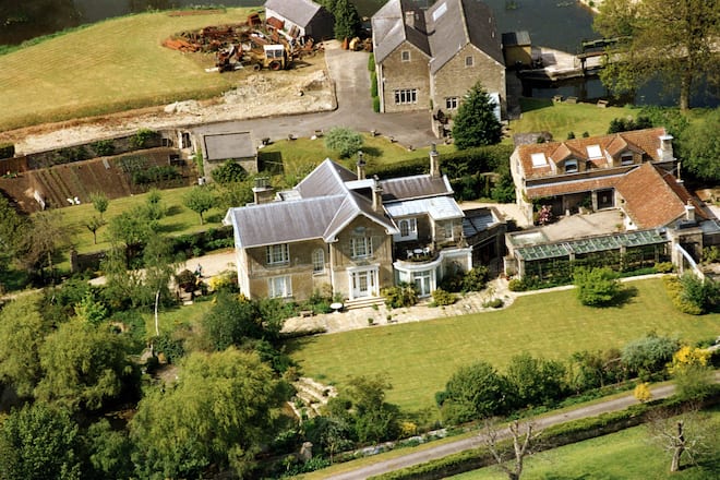 Hier eine Luftaufnahe vom Rückzugsort von Camilla.