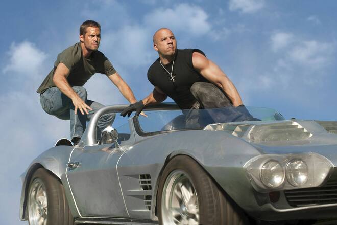 Fast & Furious 5 - PAUL WALKER and Vin Diesel.. Fast & Furious 5 Film - 2011. PUBLICATIONxINxGERxSUIxAUTxONLY - ZUMAus 5Almost & Furious 5 Paul Walker and Vin Diesel Almost & Furious 5 Film 2011 PUBLICATIONxINxGERxSUIxAUTxONLY ZUMAus 5