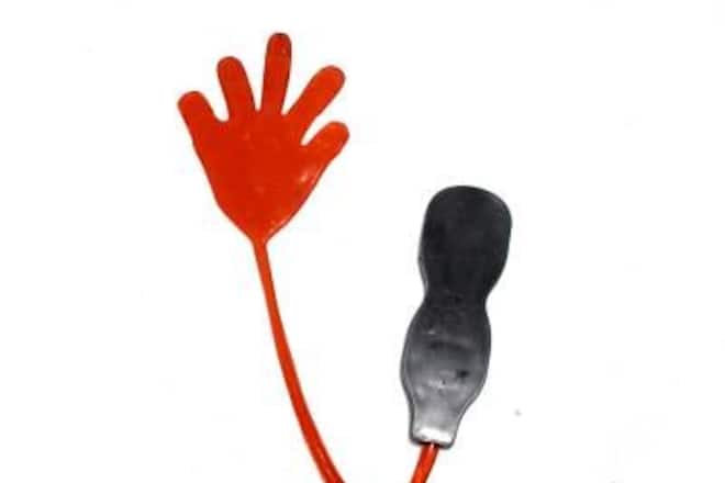 Spielzeug 80er 90er Kindheitserinnerungen Furby, Barbie, Slimey