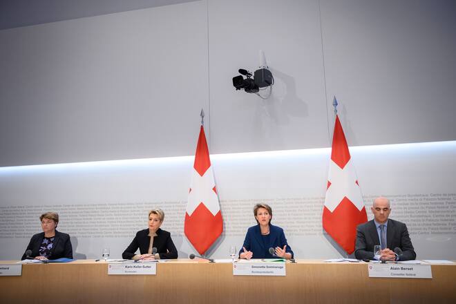 (From L) Swiss Defence Minister Viola Amherd, Swiss Justice Minister Karin Keller-Sutter, Swiss President Simonetta Sommaruga and Swiss Interior Minister Alain Berset attend a press conference on March 16, 2020 in Bern to declares state of emergency over the spread of the COVID-19. - The Swiss government on March 16 declared a state of emergency lasting until April 19 in a bid to combat the COVID-19 outbreak. (Photo by Fabrice COFFRINI / AFP)