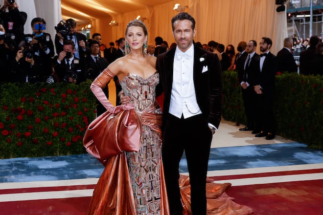 Ryan Reynolds behauptet, seine Ehefrau Blake Lively sei in der Arbeiterklasse aufgewachsen.
