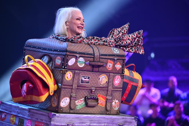 Shwane Fielding schnuppert nach dem Ausscheiden erleichtert frische Bühnenluft.