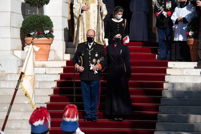 Charlene und Albert mit Caroline von Monaco