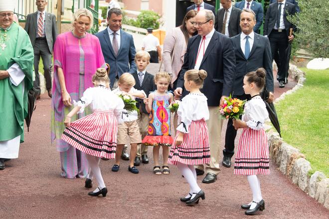 MONACO, MONACO - SEPTEMBER 06: Prince Albert II of Monaco, Princess Charlene of Monaco, Prince Jacques and Princess Gabriella attend the traditional Monaco Picnic on September 06, 2019 in Monaco. (Photo by David Niviere - PLS Pool/Getty Images)