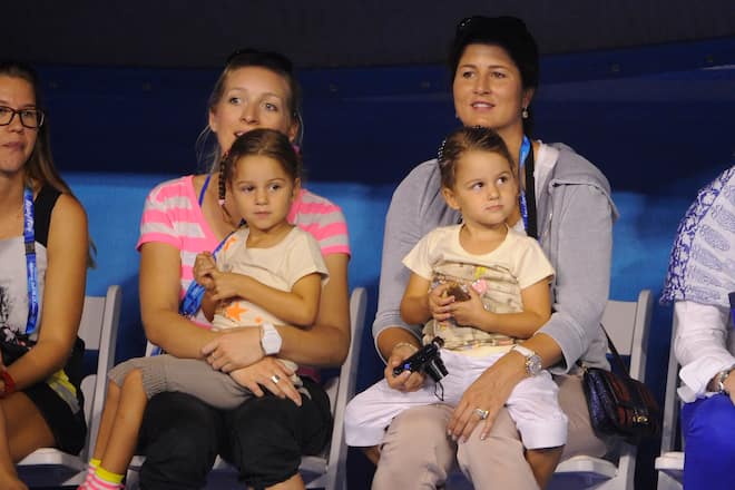 Roger Federer's wife Mirka Vavrinec with twins daughters Myla and Charlene during the kids day at the Australian Open tennis tournament at Melbourne Park in Melbourne, Australia on January 12, 2013. Photo by Corinne Dubreuil/ABACAPRESS.COM (FOTO: DUKAS/ABACA)