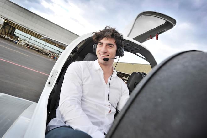 Jan Bühlmann auf seiner ersten Flugstunde 2010