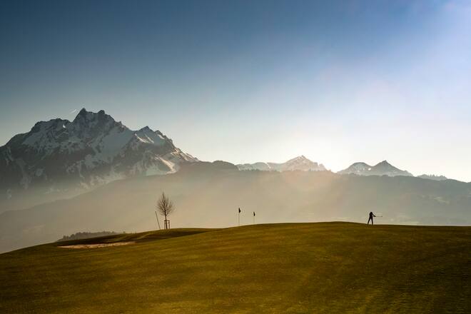 Auf und Davon Meggen LU Golf | Gasthaus | Hotel . Meggen, Switzerland Golf Meggen, Gasthaus Badhof, Meggen, LU © HO