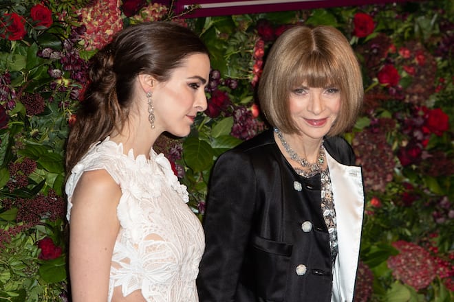 November 24, 2019, London, United Kingdom: 2019 Evening Standard Theatre Awards held at the London Coliseum - Arrivals..Featuring: Anna Wintour and Bee Schaffer.Where: London, United Kingdom.When: 24 Nov 2019.Credit: Cover Images London United Kingdom - ZUMAc218 20191124_zia_c218_246 Copyright: xCOVERxImagesx