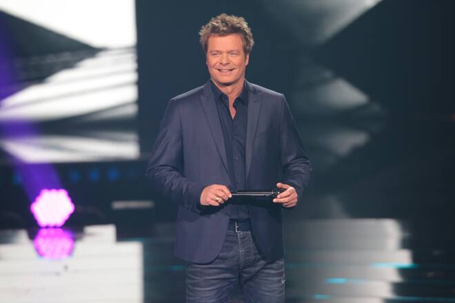 COLOGNE, GERMANY - APRIL 13: Oliver Geissen looks on during the second event show of the tv competition "Deutschland sucht den Superstar" (DSDS) at Coloneum on April 13, 2019 in Cologne, Germany. For Season 16, RTL and Dieter Bohlen engaged German soul singer Xavier Naidoo, Season 8's winner Pietro Lombardi and professional dancer Oana Nechiti to be judges on the show. (Photo by Juergen Schwarz/Getty Images)