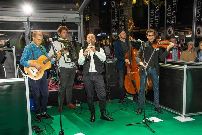 Wolkenbruch-Premiere