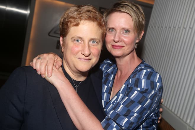 Cynthia Nixon und Ehefrau Christine Marinoni sind seit 2012 verheiratet.