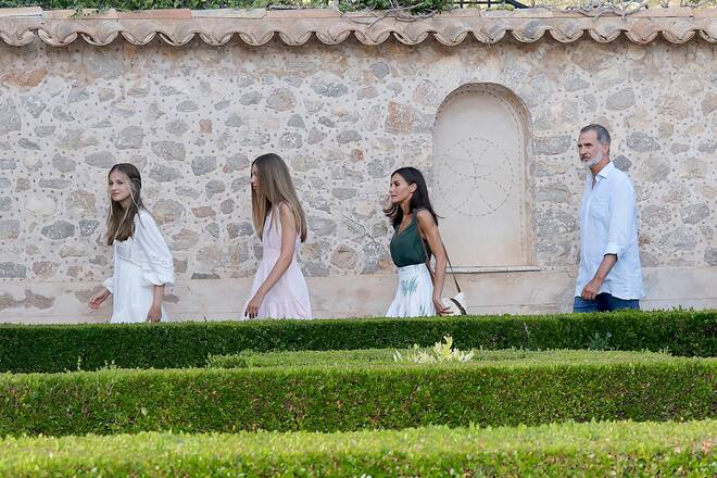 Königin Letizia König Felipe Prinzessin Sofia Prinzessin Leonor Mallorca 2022