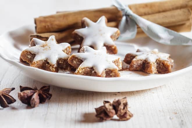 Home-baked Christmas cookies, cinnamon stars, star anise