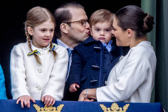 Prinzessin Victoria, Prinz Oscar, Prinzessin Estelle, Prinz Daniel bei den Feierlichkeiten zum 72. Geburtstag von König Carl Gustaf in Stockholm / 300418 *** Celebration of King Carl Gustaf's 72nd Birthday, Stockholm, Sweden - 30 Apr 2018 *** *** Local Caption *** 25895016