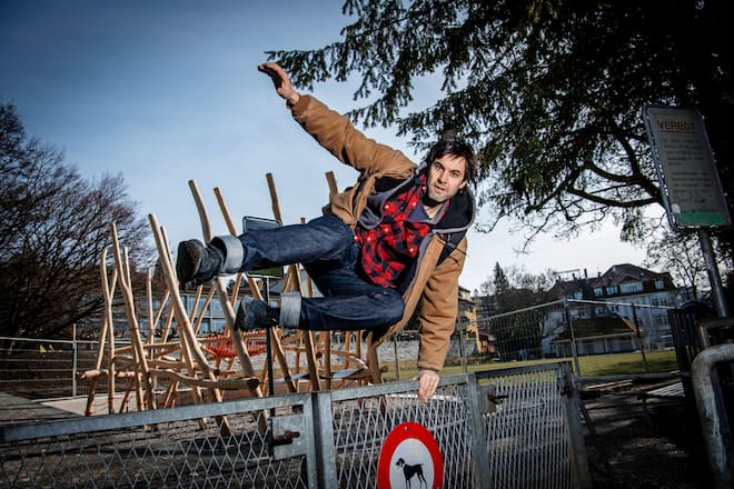 Max Simonischek, Kindheit in Zuerich, Schauspielhaus, Rigiplatz