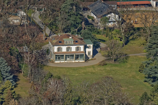 Robbie und Ayda Williams in der Schweiz, Villa in Vandoeuvres GE, SI 08/2021