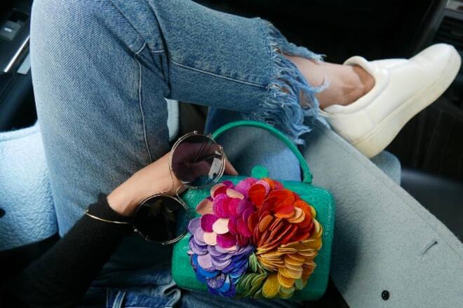 instatrends backseat-selfie