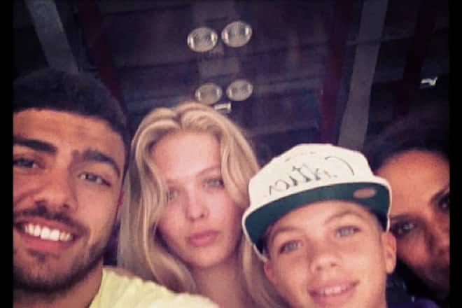 Laura Zurbriggen mit Noah Becker Twitter-Bild Familie