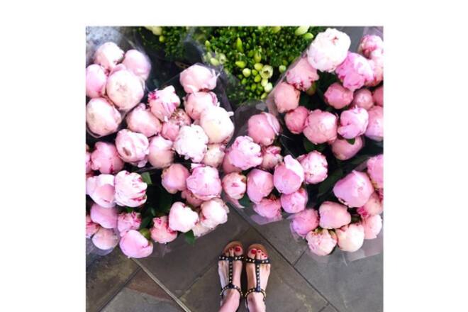 instatrend happy feet