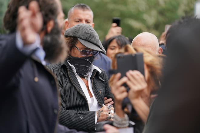 ZURICH, SWITZERLAND - OCTOBER 02: Johnny Depp signs autographes after the ZFF Masters during the 16th Zurich Film Festival at Arena on October 02, 2020 in Zurich, Switzerland. (Photo by Thomas Niedermueller/Getty Images for ZFF)