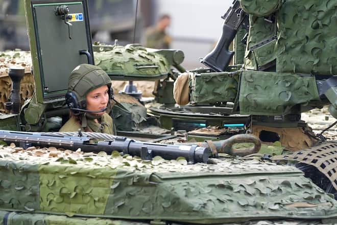 Ingrid Alexandra Militär