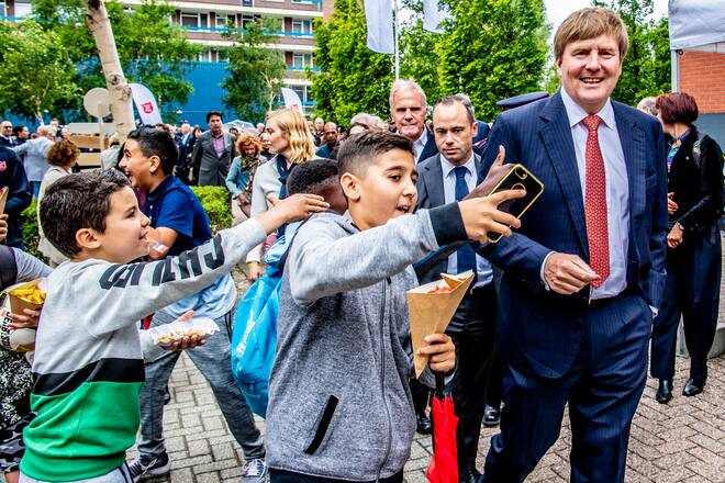 König Willem-Alexander (NL), bei der Eröffnung der multifunktionalen Wohnanlage der Heilsarmee "De Noordkaap".Amsterdam, Niederlande. 22. Juni 2018.